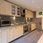 By Bookinghost Apartmán Katovice