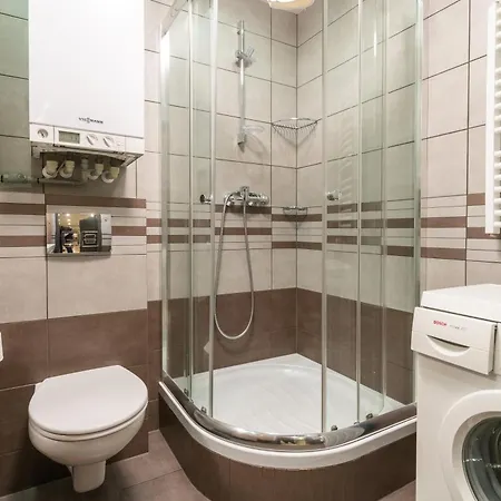 アパート By Bookinghost *