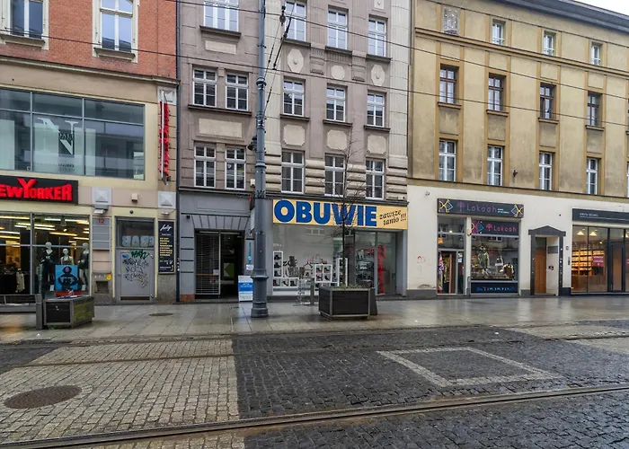 By Bookinghost * Kattowitz